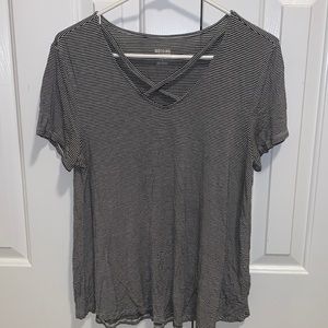 Mossimo criss cross front tee